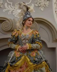Выставка костюмов высшего света XVIII века на фестивале «Гатчинская быль»
