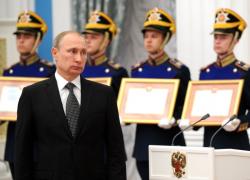 Путин вручил грамоту о присвоении Гатчине звания «Город Воинской славы»