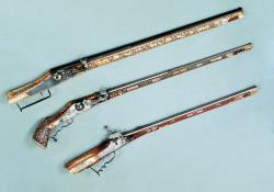 Гатчинский дворец приглашает на экскурсию по выставке старинного оружия
