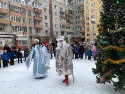 В Гатчине прошёл праздник «Подарок Деда Мороза»