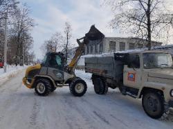 Уборка снега в Гатчине - по графику