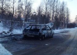 В поселке Сусанино сгорел автомобиль