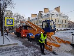 На уборку Гатчины от снега направлена дополнительная техника