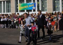В школах Гатчины и района прозвенел первый звонок