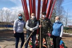 Проведены работы по благоустройству мемориала и братских захоронений