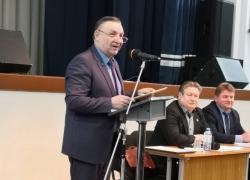 Вырицкое городское поселение: особое внимание - газификации и освещению