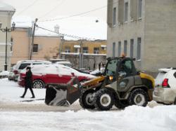 Дороги Гатчины и района убирают в усиленном режиме