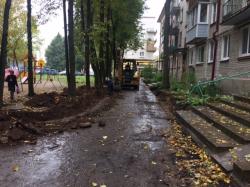 Комфортная городская среда: Гатчина ремонтирует дворы