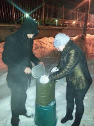В Гатчине накормили первых бездомных