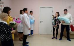 Из перинатального центра Гатчинской КМБ выписан 500-й ребенок
