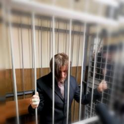 Подозреваемого в педофилии отца восьмерых детей заключили под стражу