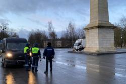 В Гатчине проверяют QR-коды на транспорте
