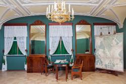 Посетители комнат Николая I получат бесплатные билеты на Дворцовую ферму и в Приоратский дворец