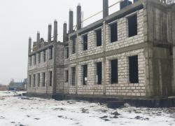 В деревне Малое Верево продолжается строительство детского сада