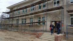 Людмила Нещадим посмотрела как идет ремонт бывшего железнодорожного детского сада