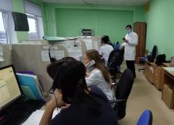Главврач Гатчинской КМБ проверил как проходит аудимониторинг пациентов с коронавирусом