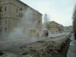Ребенок получил ожоги из-за порыва трубопровода в Петербурге
