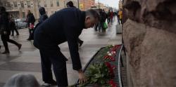 Губернатор почтил память погибших в теракте в петербургском метро