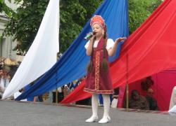 В День России жителям Гатчинского района подарят ленты триколора