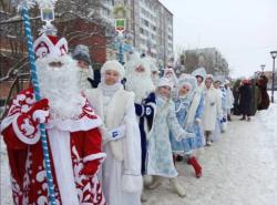 В Гатчине состоялся конкурс Дедов Морозов и Снегурочек!