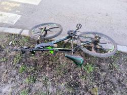 В Гатчине сбили подростка на велосипеде
