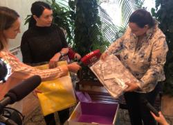 В Гатчинском районе вручили первые подарки новорождённым