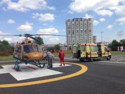 Вертолет санавиации доставил пострадавшего из Гатчины в СПб